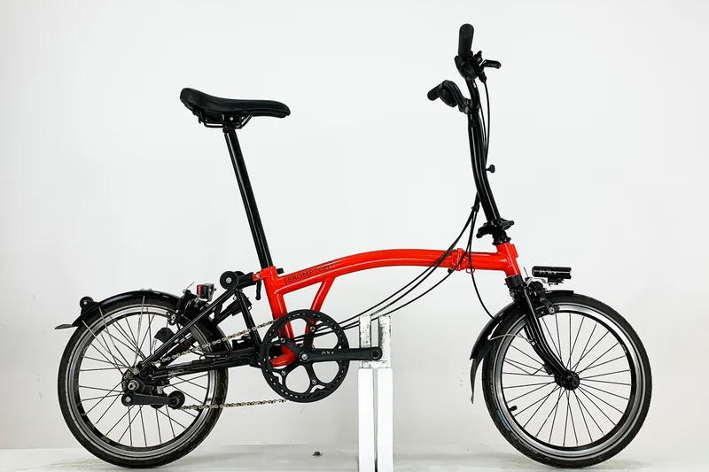 BROMPTON Black Edition Pliant 2019
