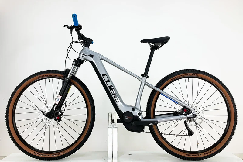CUBE Reaction Hybrid Performance 500 Silver 2022 L