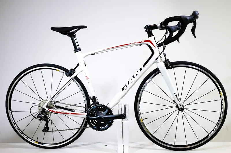 Giant DEFY ADVANCED 2013 T.ML 2663