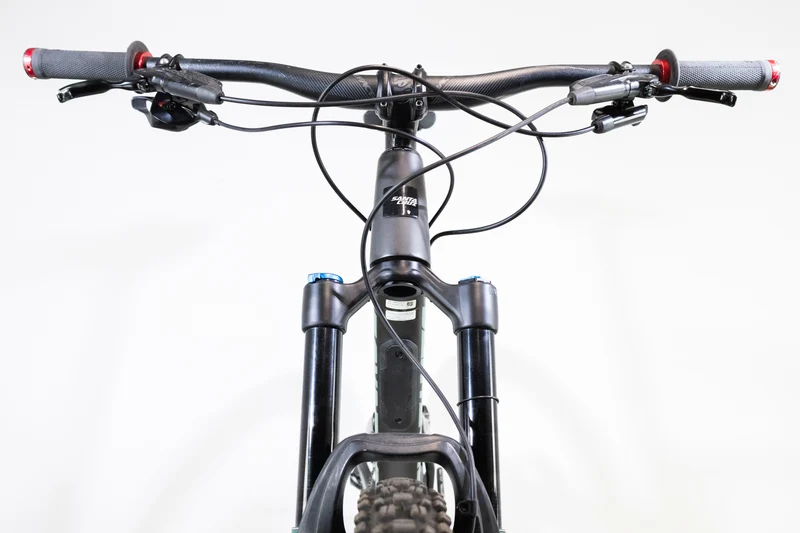 Santa Cruz Nomad C - S Kit 2019 27.5 TL 2531