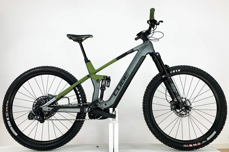 CUBE Stereo Hybrid 140 HPC TM 750 L