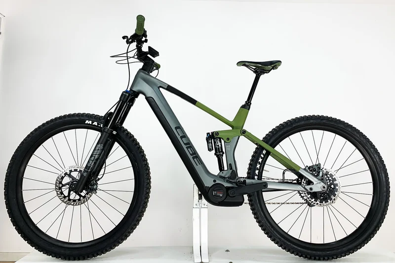CUBE Stereo Hybrid 140 HPC TM 750 L