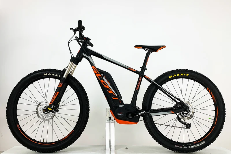 SCOTT E-Scale 740 M 2017