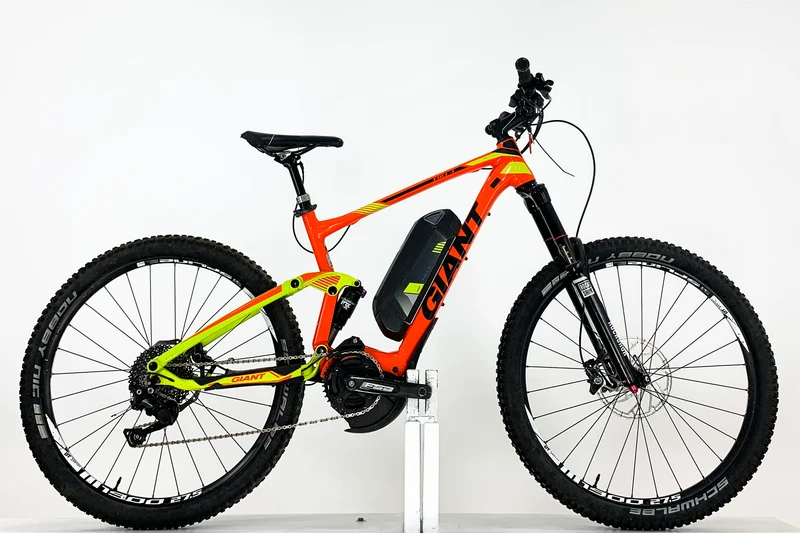 GIANT Full E+1 2016 M