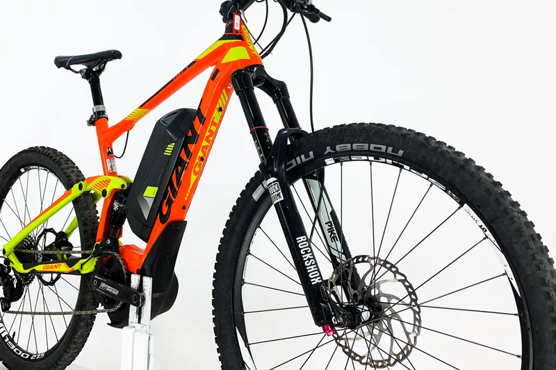 GIANT Full E+1 2016 M