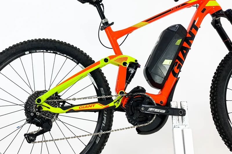 GIANT Full E+1 2016 M