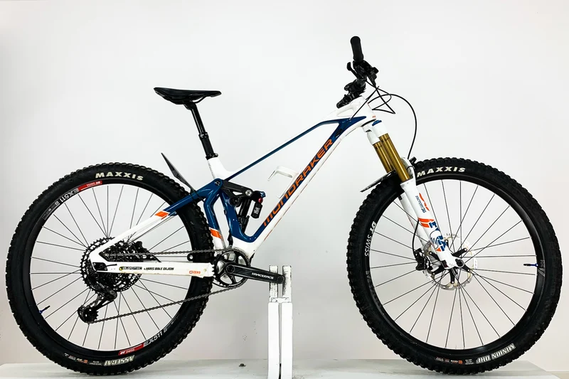 MONDRAKER Superfoxy Carbon R 2020 M