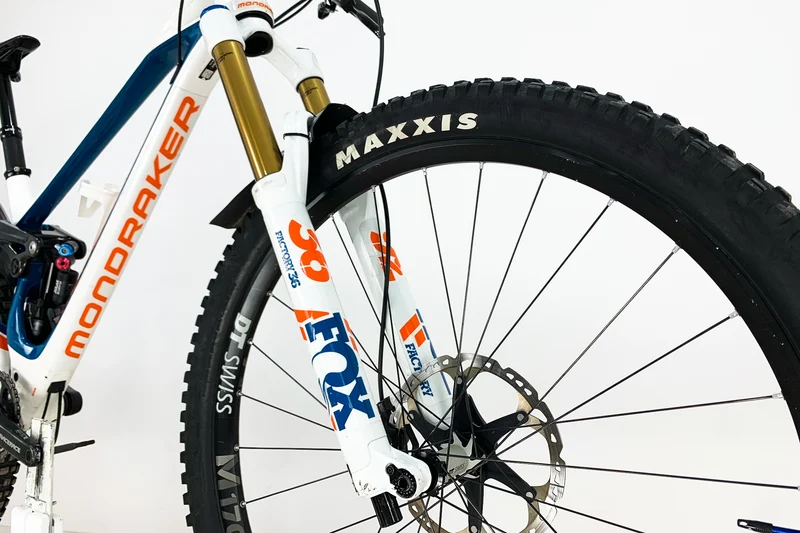 MONDRAKER Superfoxy Carbon R 2020 M