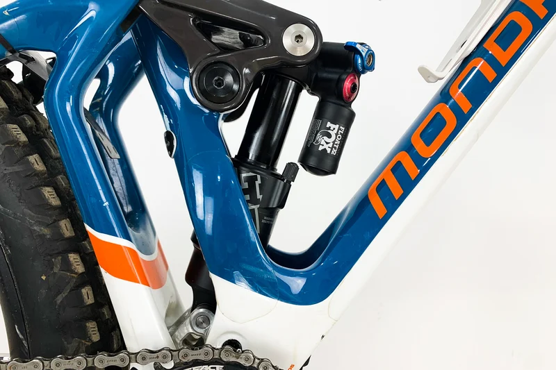 MONDRAKER Superfoxy Carbon R 2020 M