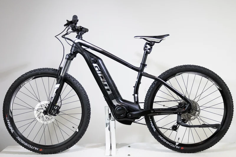 Giant Dirt E+3 Power 2018 T.S 2593