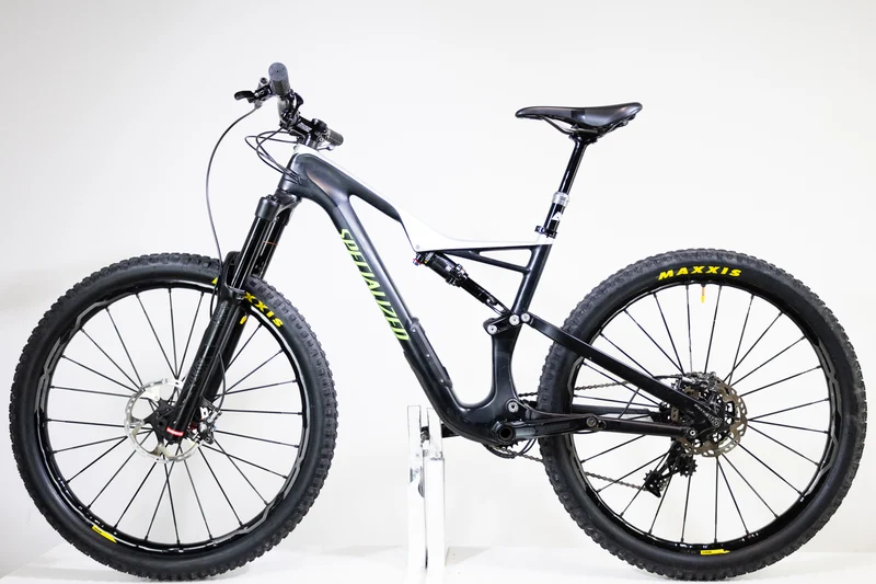 SPECIALIZED Stumpjumper Carbon 2017 M (1400)