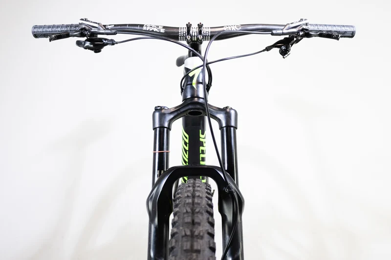 SPECIALIZED Stumpjumper Carbon 2017 M (1400)