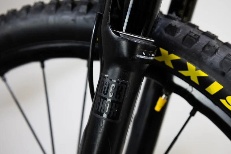 SPECIALIZED Stumpjumper Carbon 2017 M (1400)