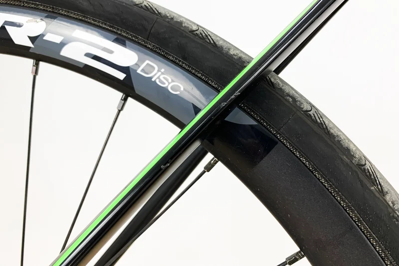 GIANT Defy Advanced 2 2015 L