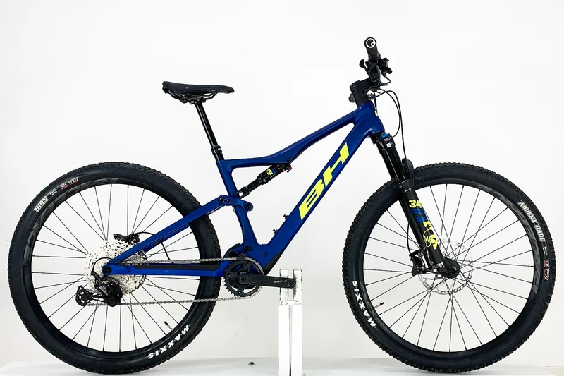 BH ilynx Race Carbon 7.6 2022 M