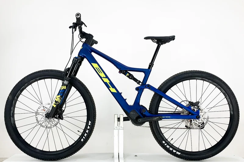 BH ilynx Race Carbon 7.6 2022 M