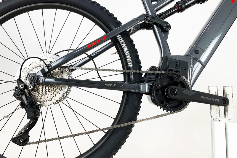 BH Atom Lynx 8.0 2022 L