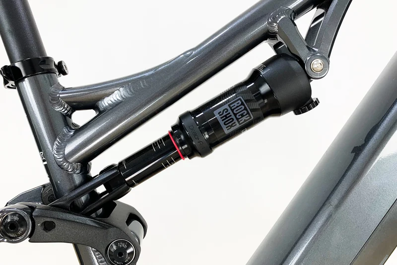 BH Atom Lynx 8.0 2022 L