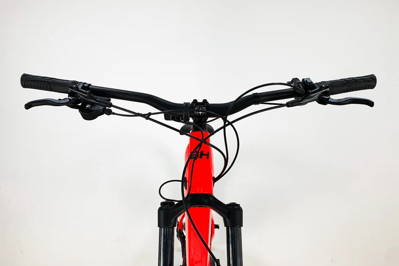 BH Atom Lynx 8.1 2023 M