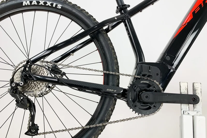 BH Atom 29 2023 L