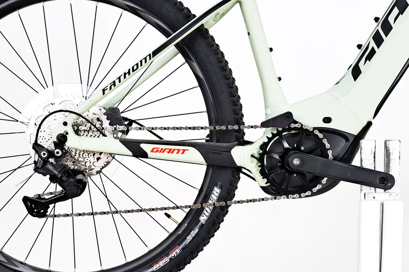 GIANT Fathom E+ 2