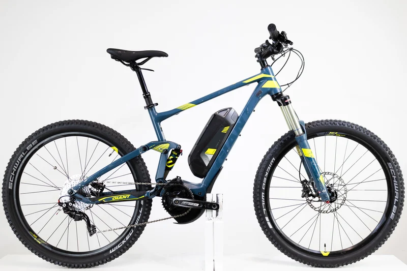 Giant Full E+ 2 2016 2210