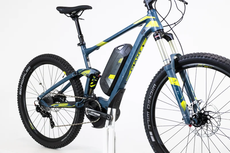 Giant Full E+ 2 2016 2210