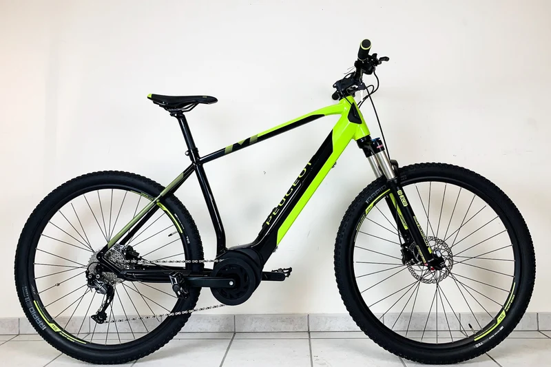 PEUGEOT eM02 2021 L