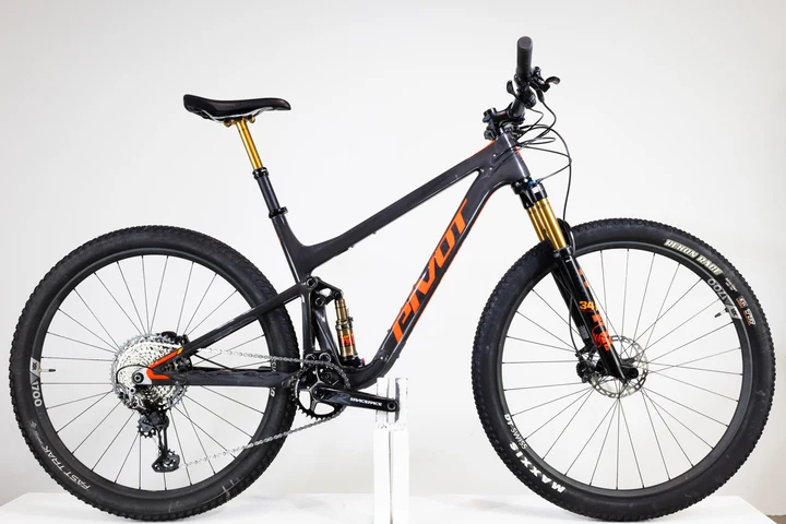 PIVOT Mach 4 SL Pro XT/XTR 2022 L N°2021
