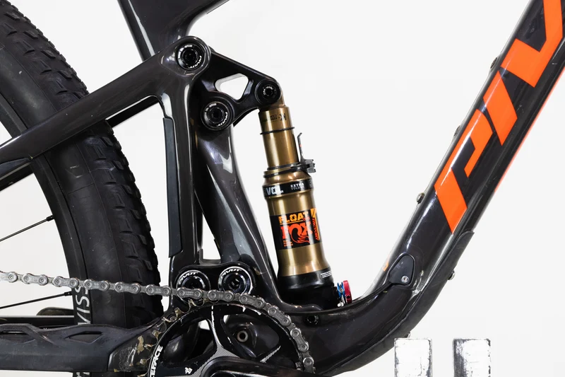 PIVOT Mach 4 SL Pro XT/XTR 2022 L N°2021