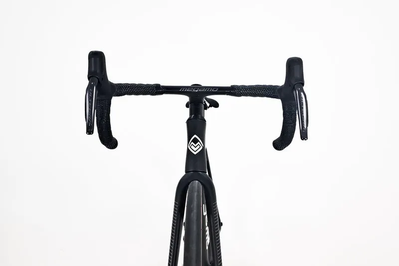 MEGAMO Raise 03 2023 M