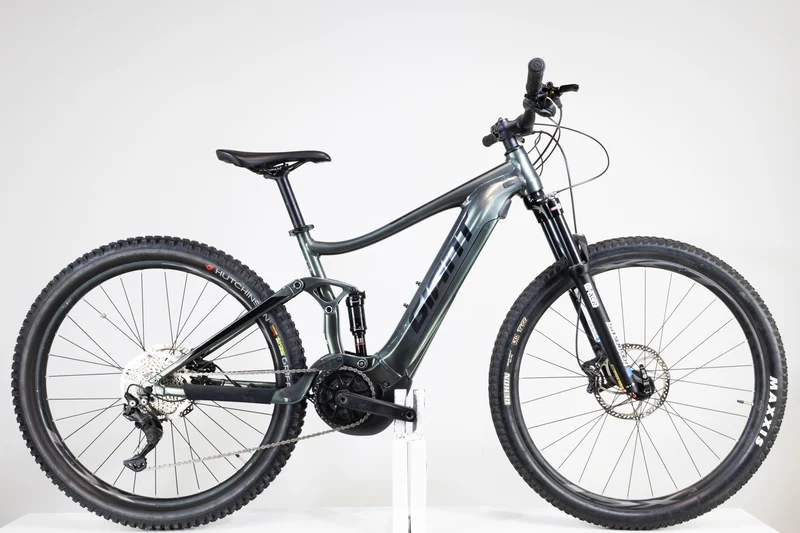 GIANT Stance E+2 2021 M 526