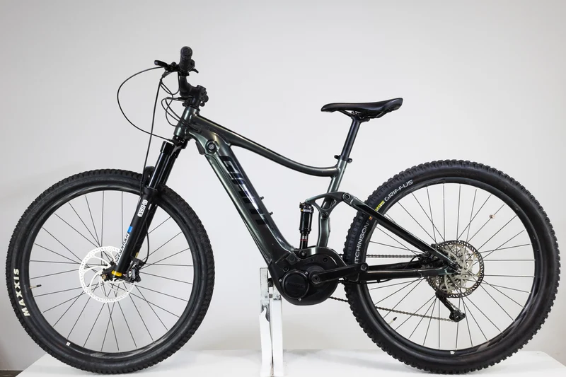 GIANT Stance E+2 2021 M 526