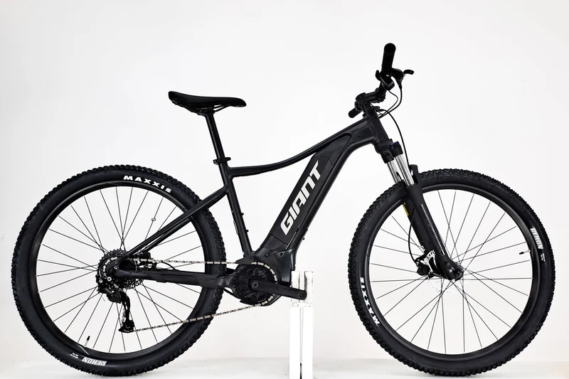 GIANT Talon E+2 2022 S (noir)