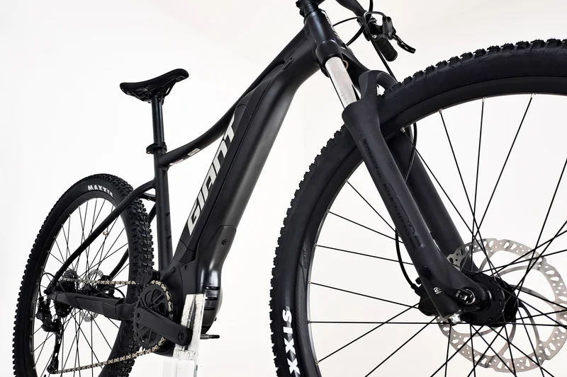 GIANT Talon E+2 2022 S (noir)