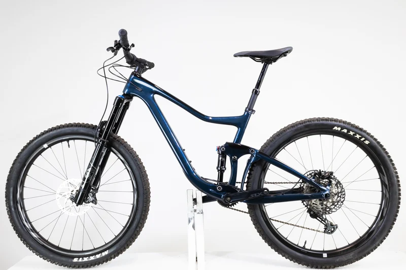 GIANT Trance Advanced 2021 M 2322