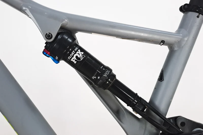 SPECIALIZED Stumpjumper Comp 29 2020 L (1032)