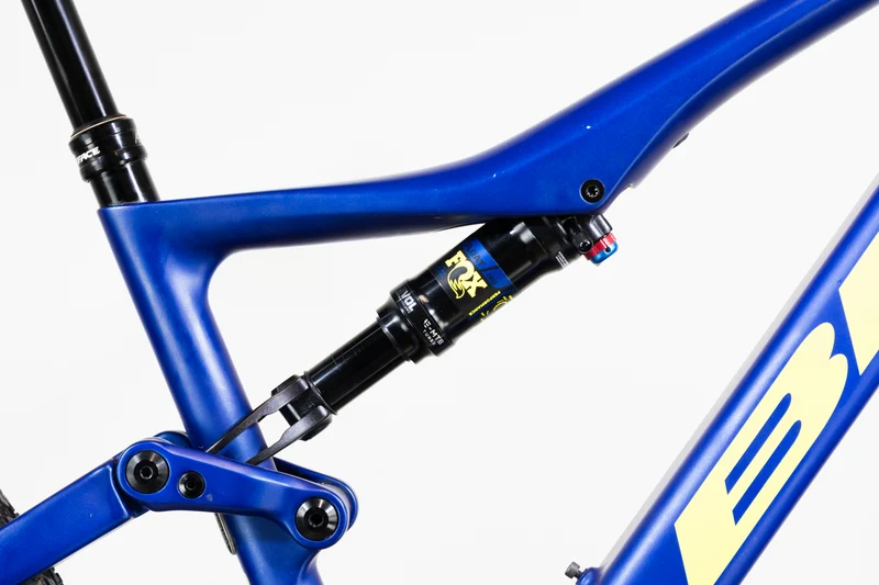 BH ilynx Race Carbon 7.6 2022 M 2325