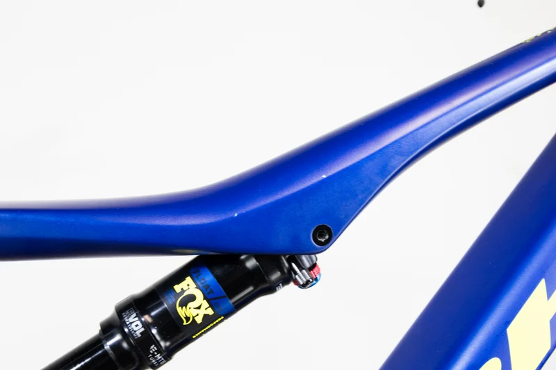 BH ilynx Race Carbon 7.6 2022 M 2325