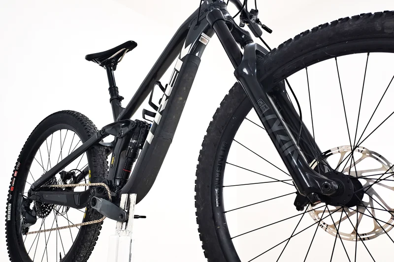TREK Slash 8 (1355)