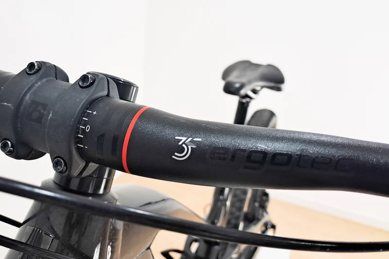 TREK Slash 8 (1355)