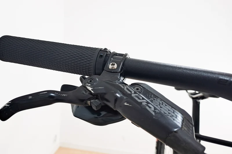 TREK Slash 8 (1355)