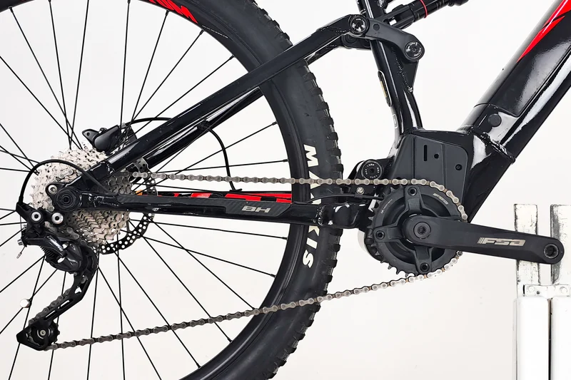 BH Atom Lynx 5.5 M