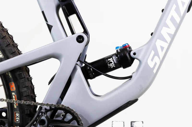 SANTA CRUZ Hightower 2 R C 2022 M 2309