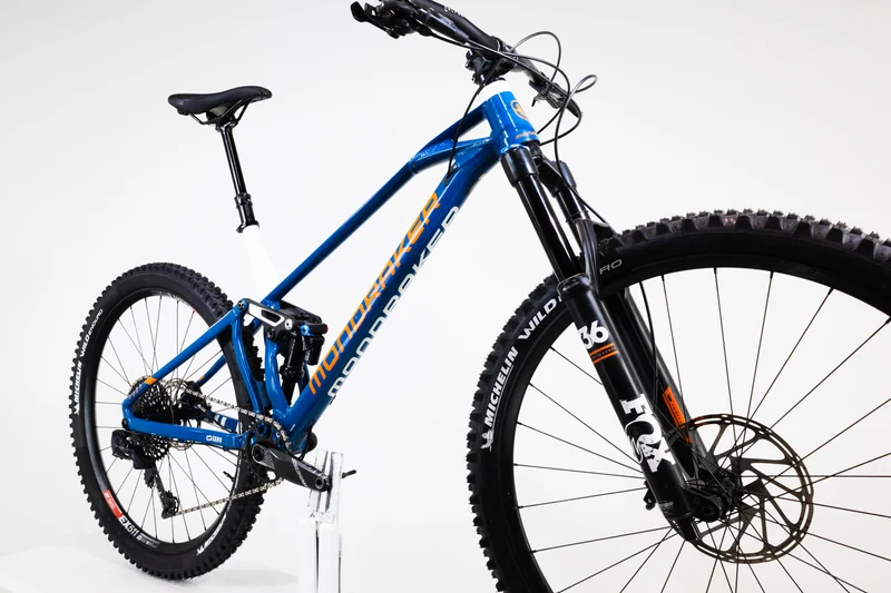 MONDRAKER Foxy R 2021 L 2240