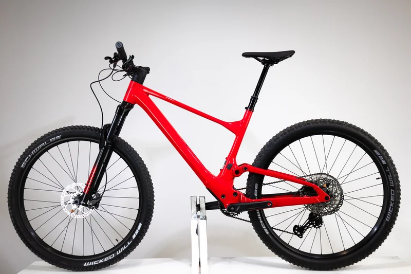 SCOTT Spark 960 2023 M, L Rouge 2129 2126