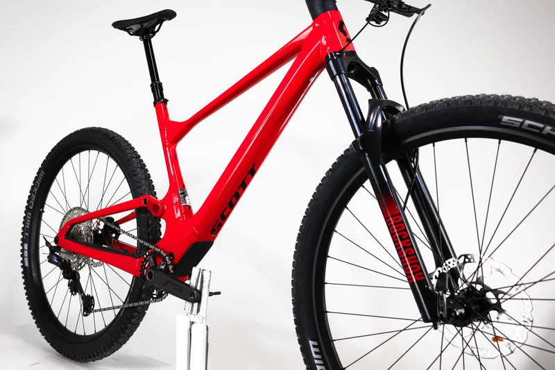 SCOTT Spark 960 2023 M, L Rouge 2129 2126