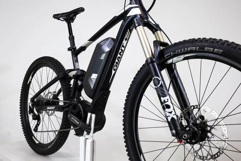Giant Full E+1 2016 S 2217