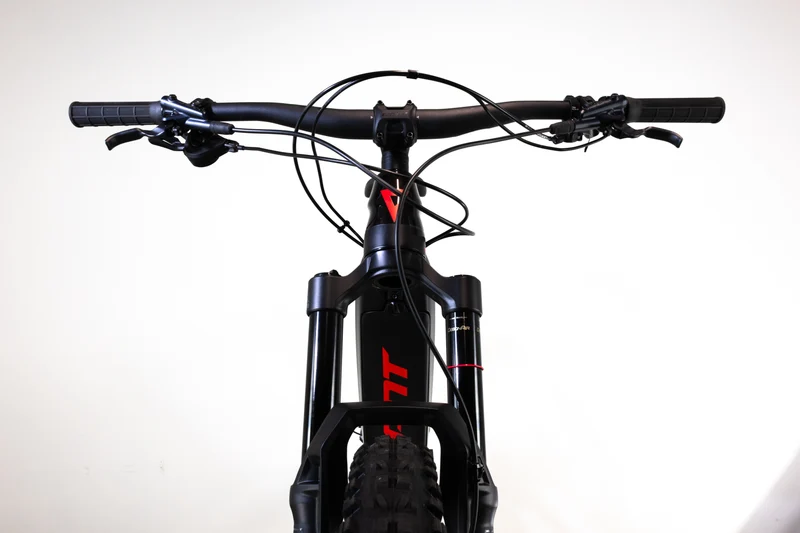 Giant Reign E+2 2023 M 2197