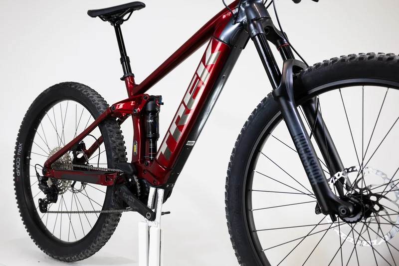 TREK Rail 5 2022 M 2001